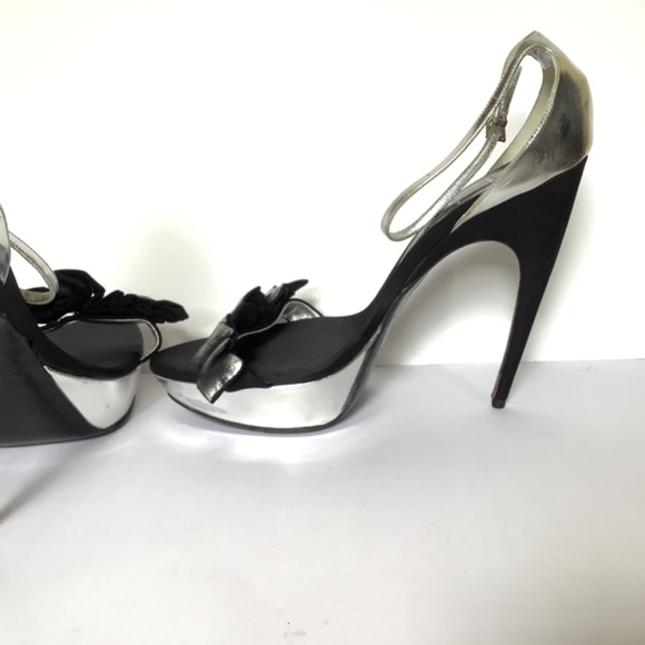 Roger Vivier high heels - Picture 11 of 16